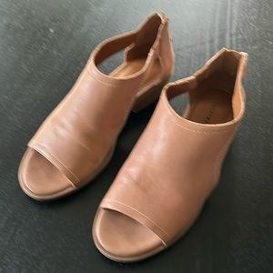 Lucky Brand-Open toed, zipper back booty